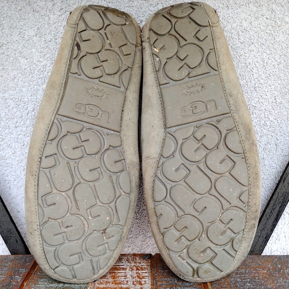 UGG Sheepskin Slippers Moccasins Loafers Shearling - Picture 4 of 8